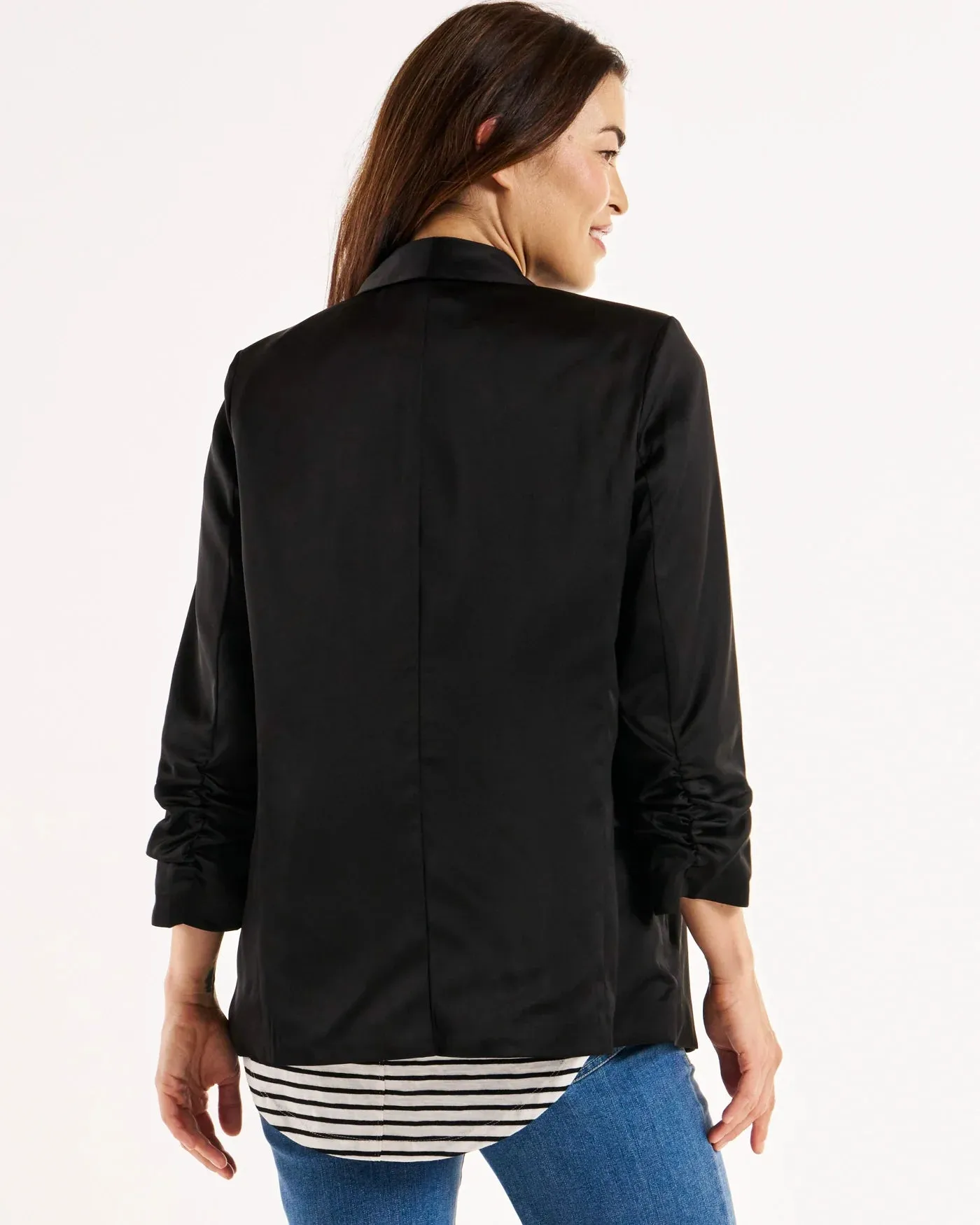 Betty Basics Jayde Satin Blazer