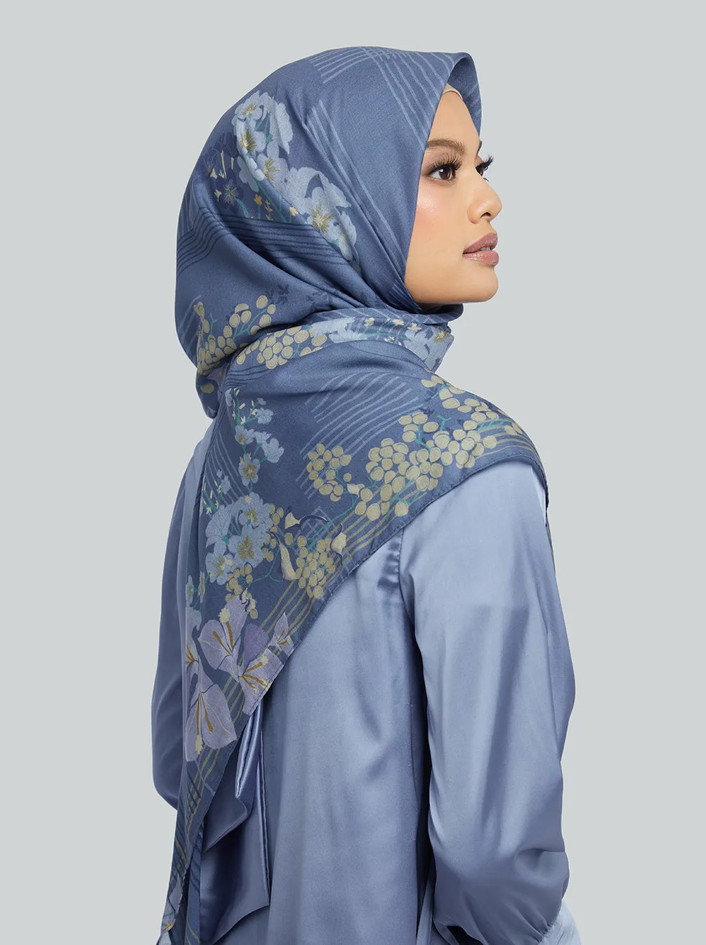 CHARAKA SCARF PALE BLUE