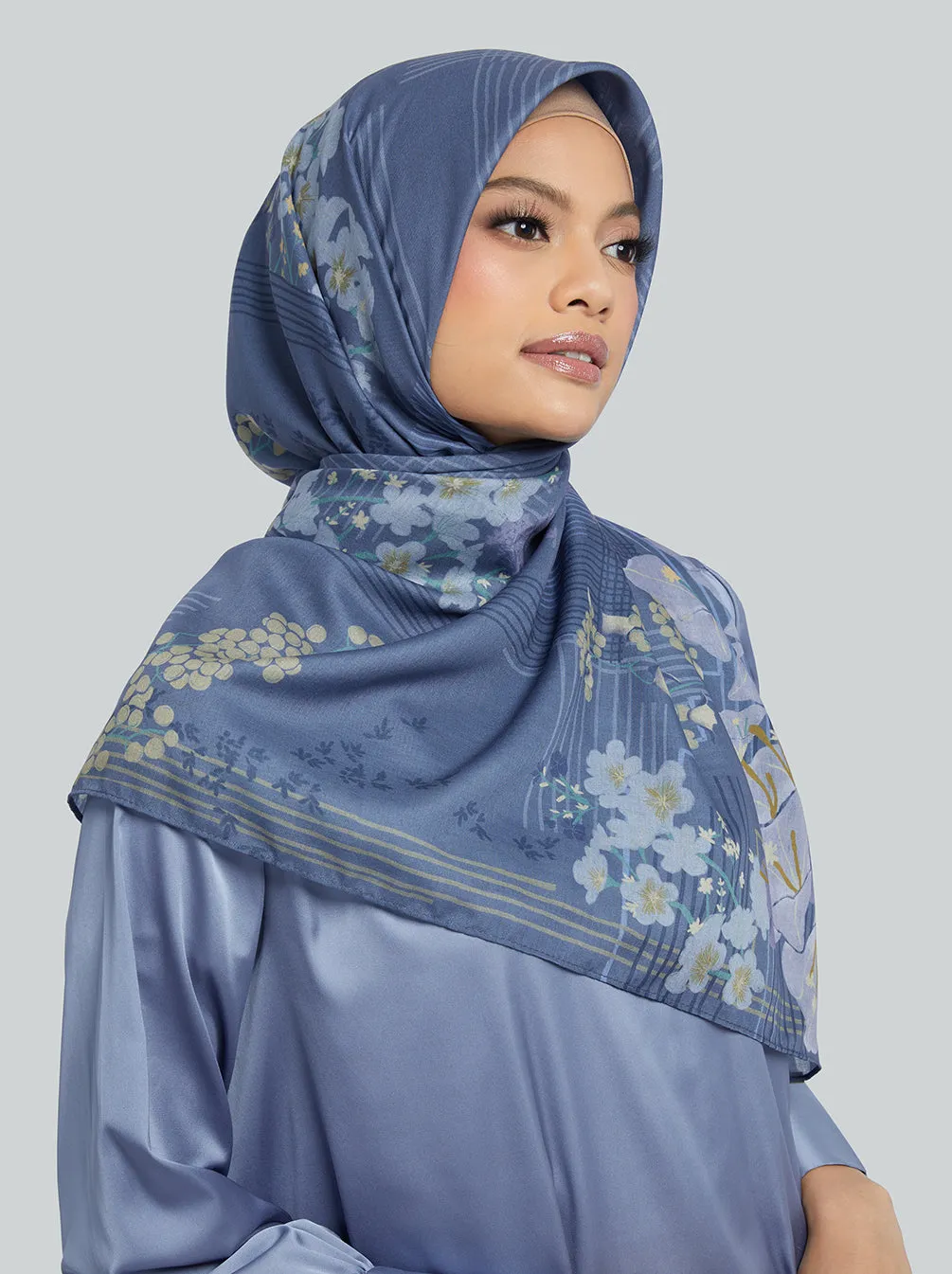 CHARAKA SCARF PALE BLUE