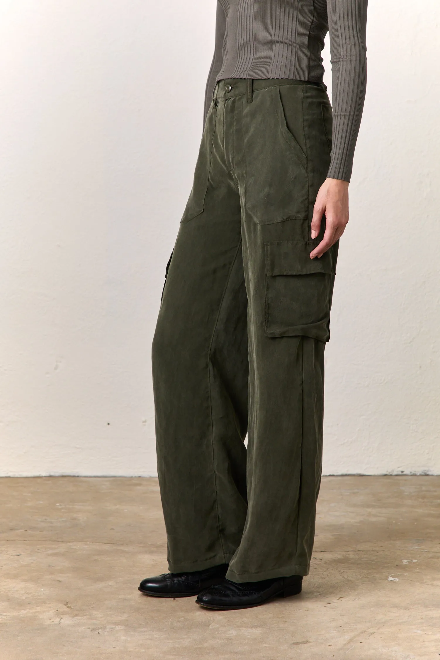 ZOEY CARGO PANTS / OLIVE